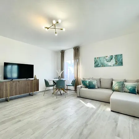 Ferienhaus Elegant Modern With Garden In Front Of The Sea Porto Recanati