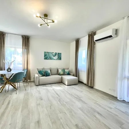 Elegant Modern With Garden In Front Of The Sea * Porto Recanati