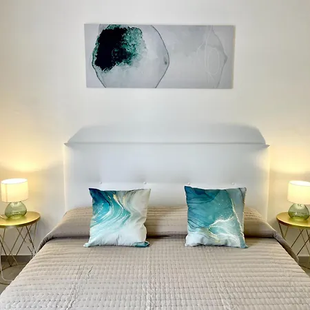 Elegant Modern With Garden In Front Of The Sea Ferienhaus Porto Recanati
